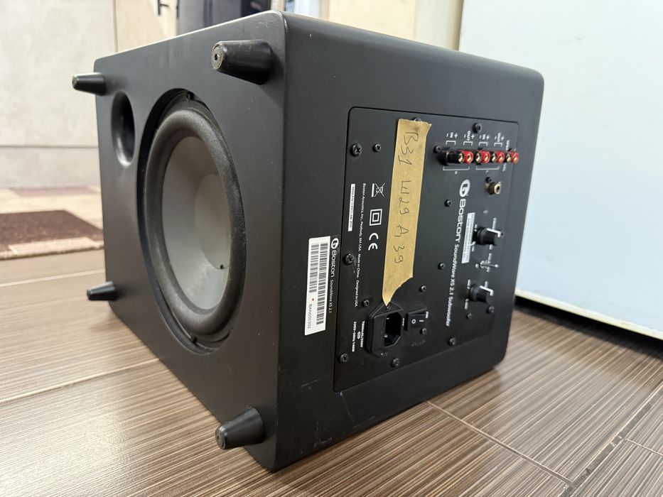 Активен Subwoofer Boston 8”