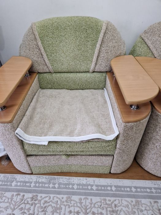 Угловой диван с креслом