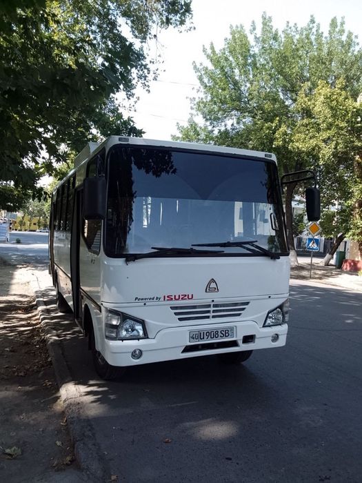 Isuzu Np37 2015 yili