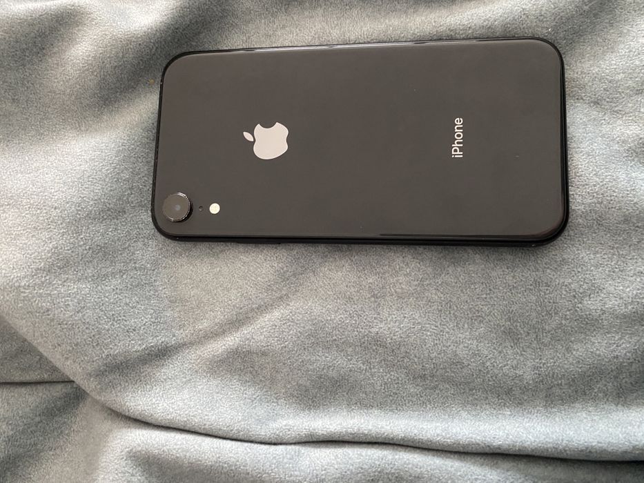 Айфон хр жақсы жағдайда телефон все деталь оригкой