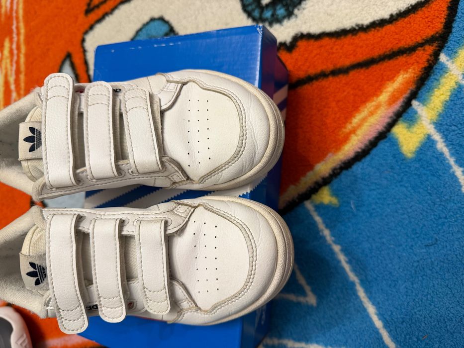 Маратонки adidas