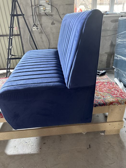 Диваны для кафе Диваны от производителья Диван оптом Диван в рассрочку
