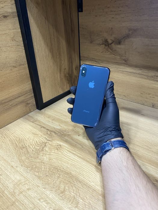 Iphone X sotuvda
