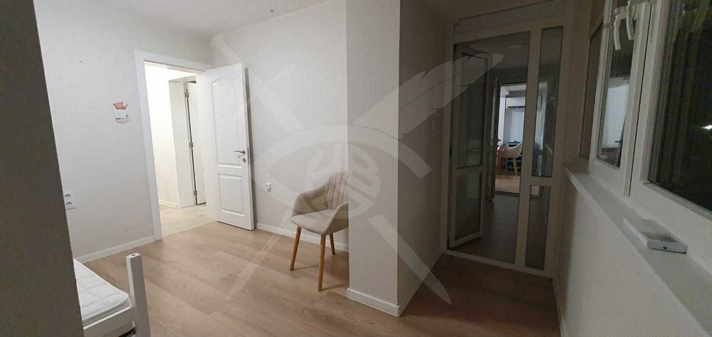 Дава се под наем Тристаен апартамент в Варна, Базар Левски - 77 кв.м за 648.21 € - Снимка #5