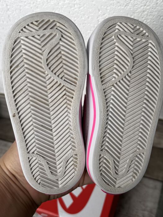 Детски спортни обувки nike legacy