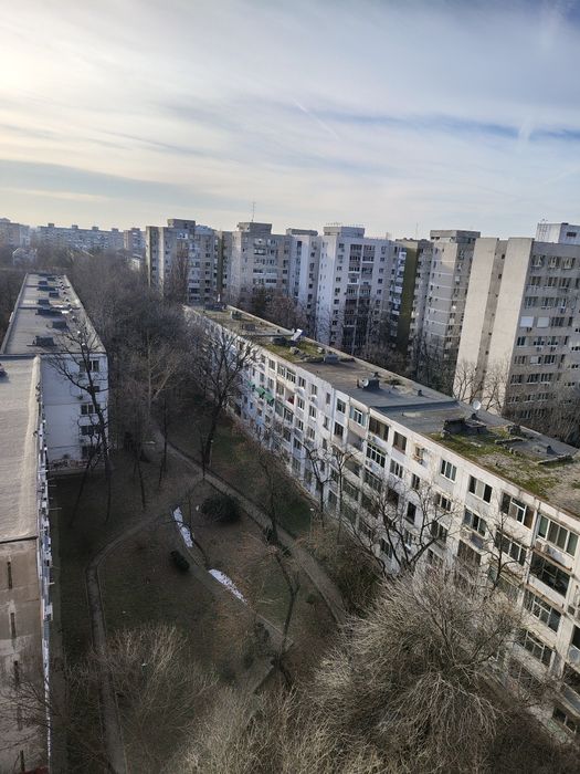 Apartament 2 camere de vanzare