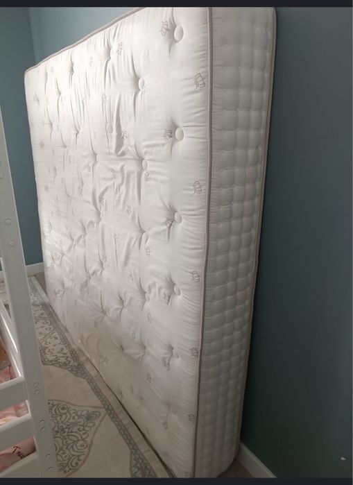 Матрас 180/2 б/у ,как новый.