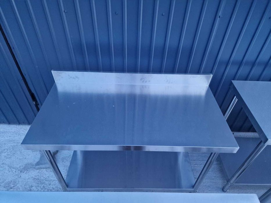 Masă Inox 1600x700x850 mm cu Rebord si Poliță Inferioară Demontabilă