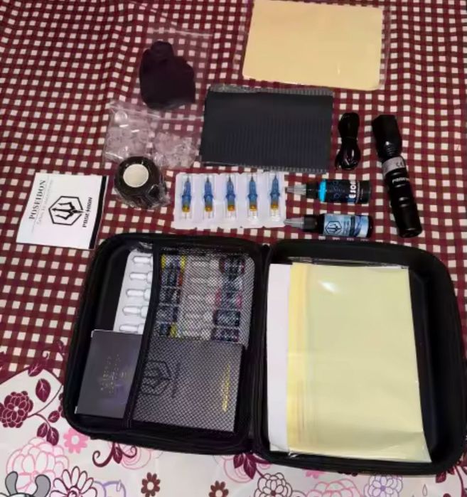 Kit complet tatuaj POSEIDON – ideal pentru începători și profesioniști