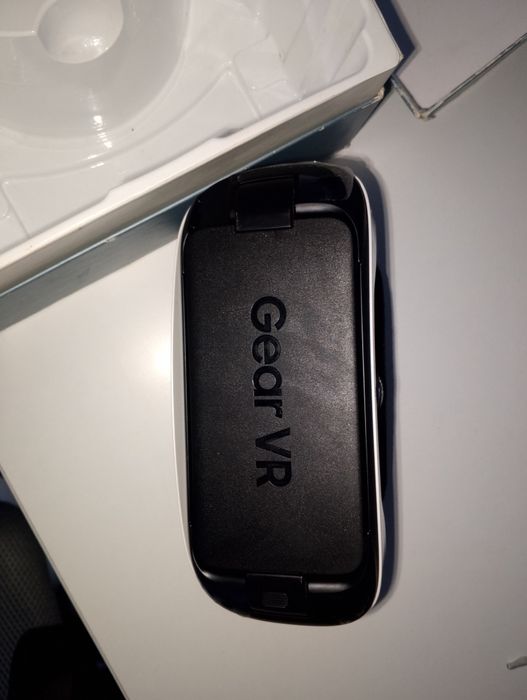 Vând ochelari Samsung gear VR