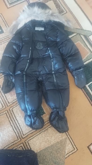 Продам детские одежды