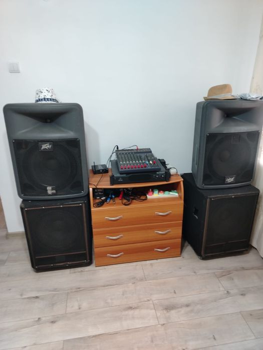 Vând sistem audio profesional 800W complect
