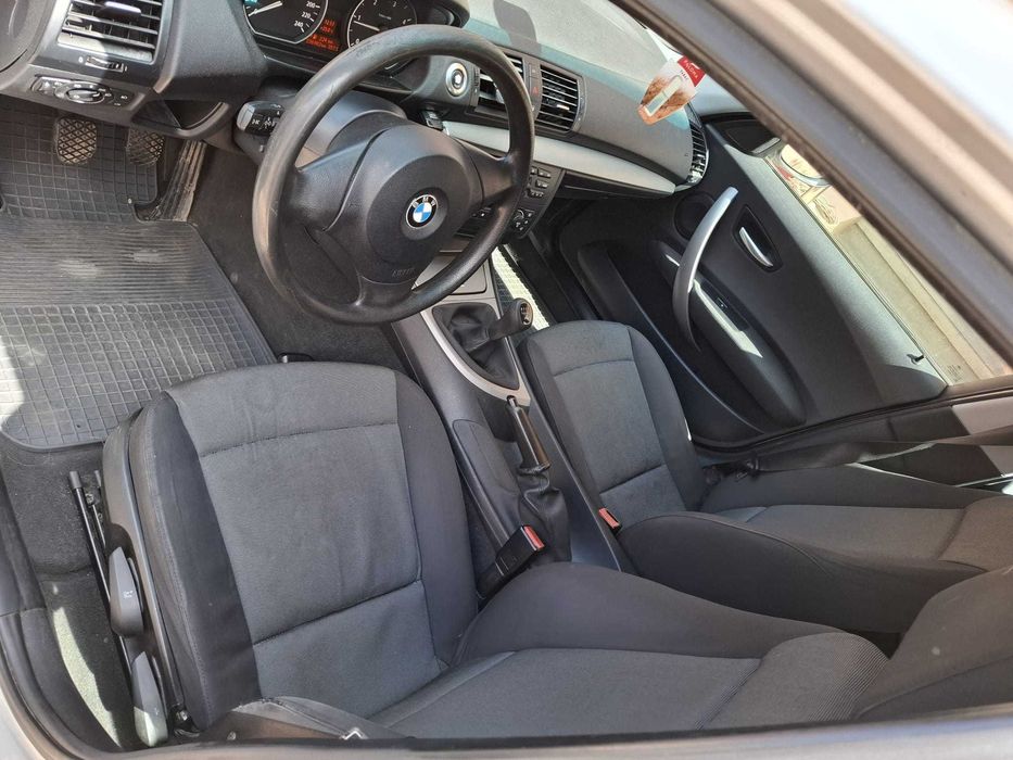 BMW Seria 1 118d an 2006