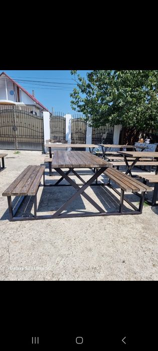 Vând set masa cu bănci pentru terase berărie parcuri locuri de joaca