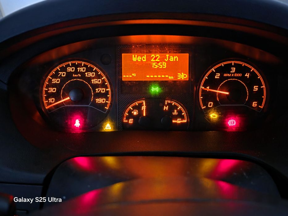 Se vinde Peugeot Boxer 2.2