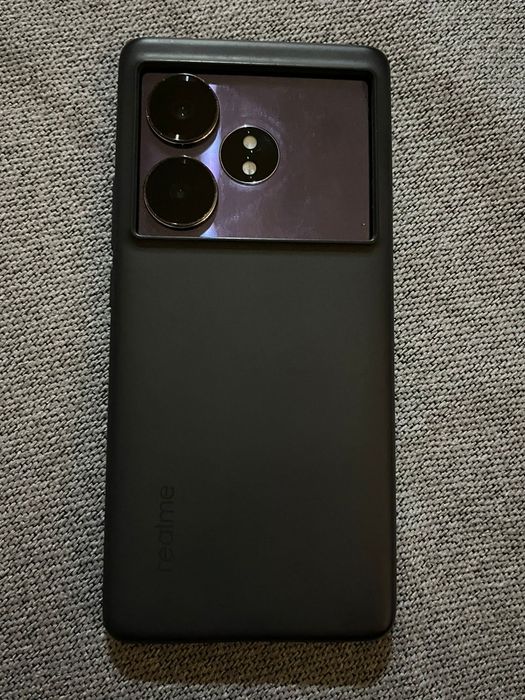 Realme gt neo 6.