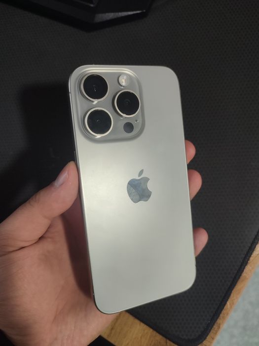 Iphone 15 pro Natural Titan