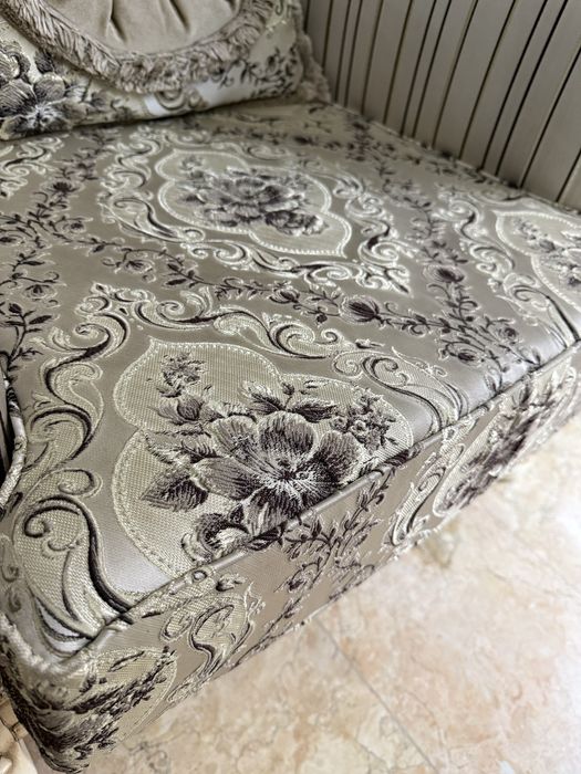 Set canapea cu fotolii si masa stil baroc venetian