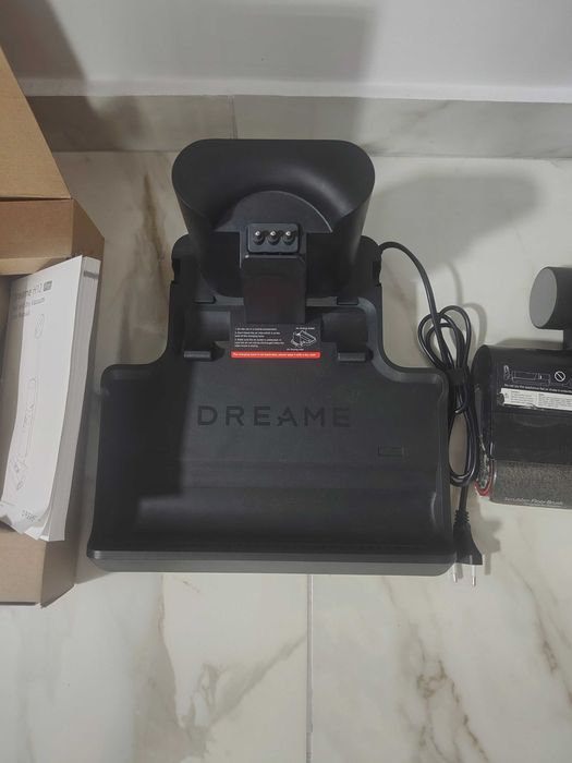 Vand doua aspiratoare dreame unul h12 pro si unul h13 pro