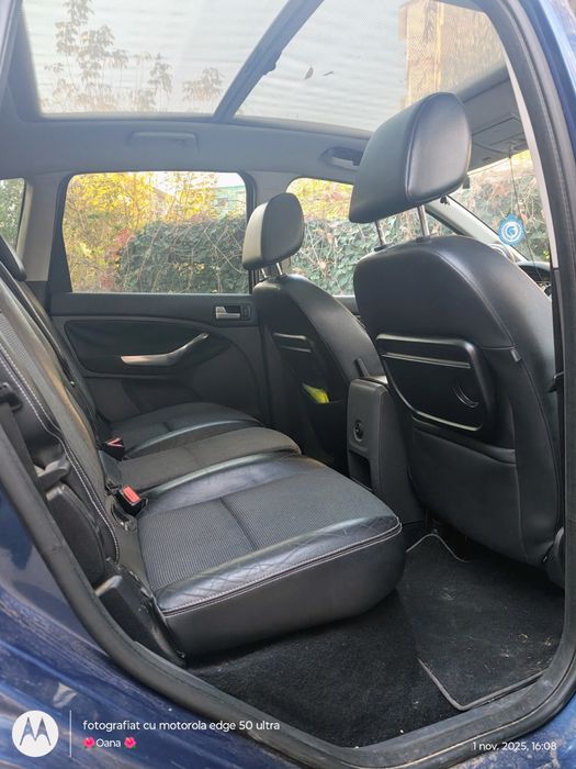 Vând Ford c-max  , benzina -gpl din fabrica