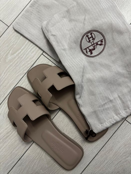 Papuci Hermes Oran