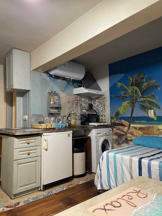 Дава се под наем Едностаен апартамент в Бургас, Център - 20 кв.м за 199.41 € - Снимка #2