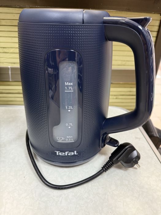 Електрическа кана Tefal KO2M0410