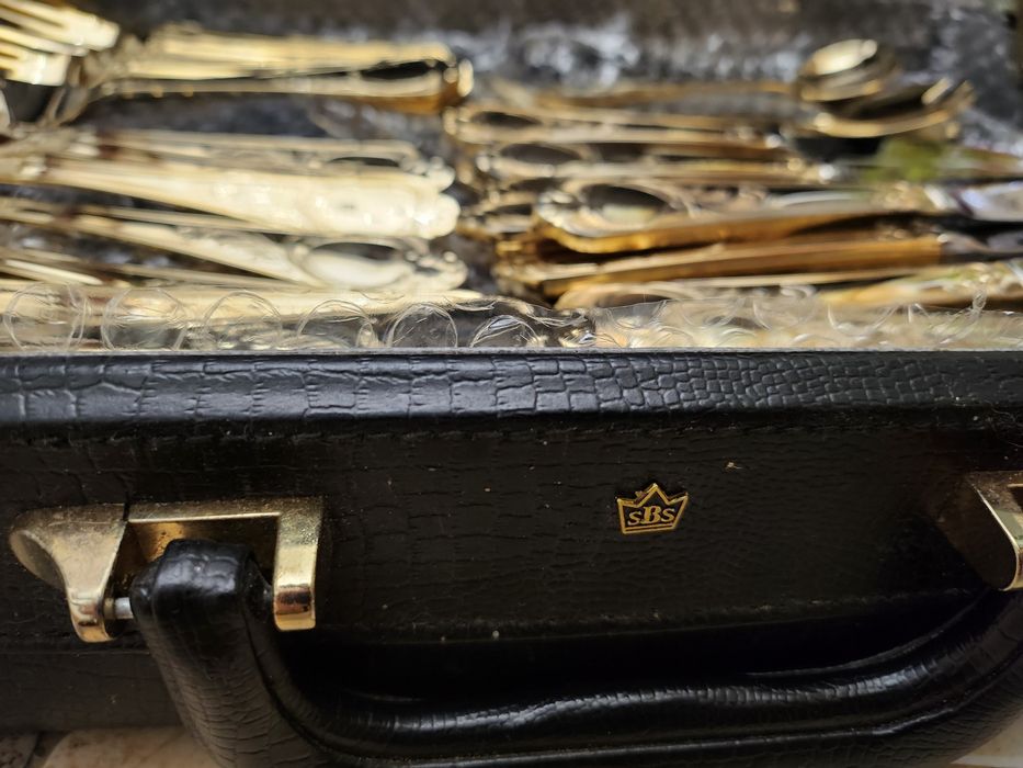 SBS Solingen 
Bestecke Solingen с  24 карата злат