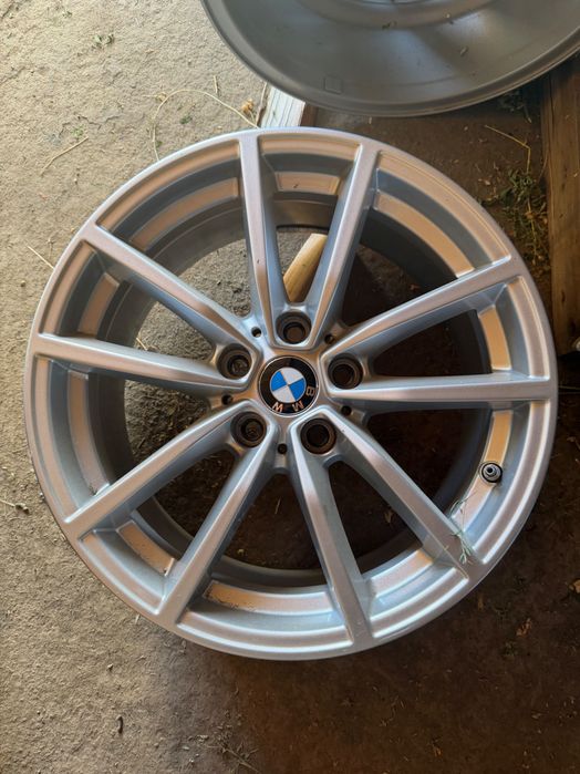 Vând jante impecabile BMW R17