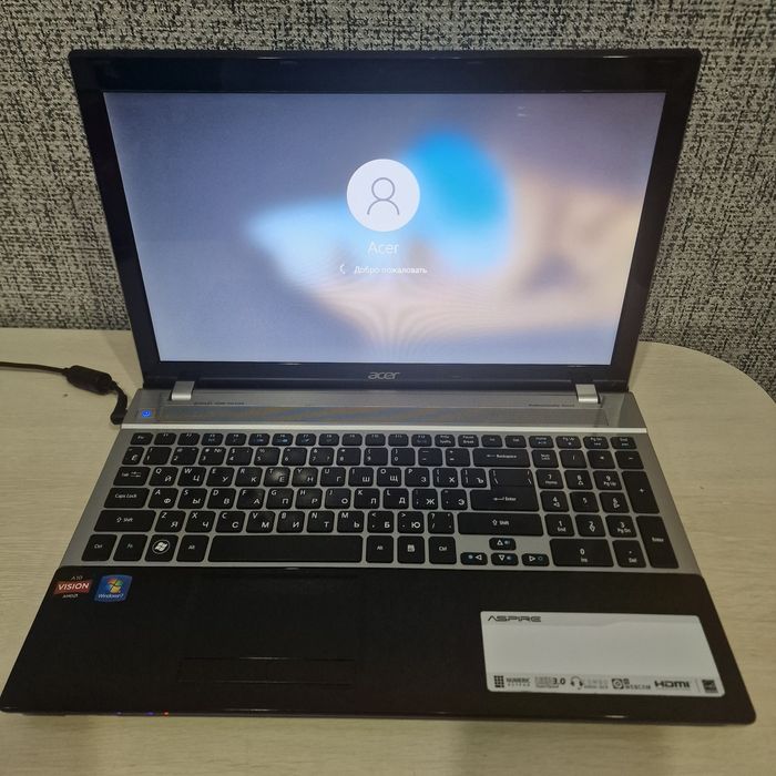 Продам ноутбук Acer Aspire V3.