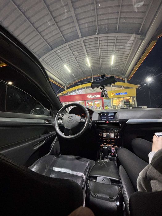 2009 Opel Astra H GTC Panoramic