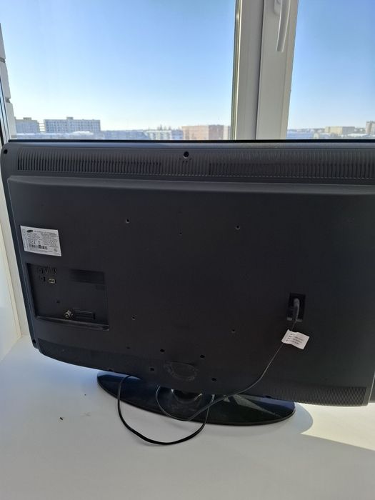 Продам телевизор