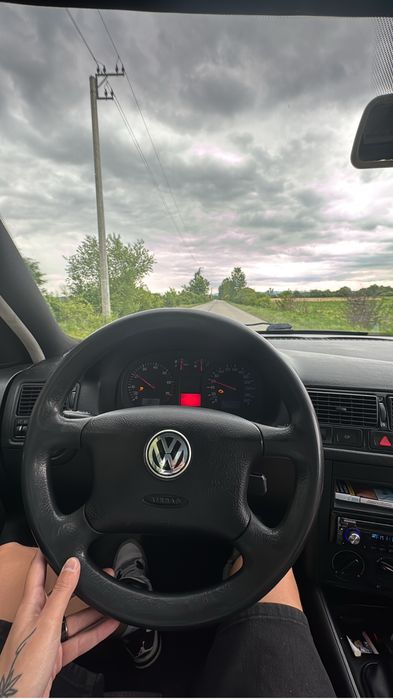 Golf 4 1.6 benzina