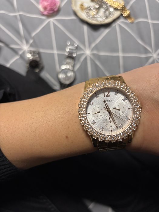 Оригинални часовници + гривни