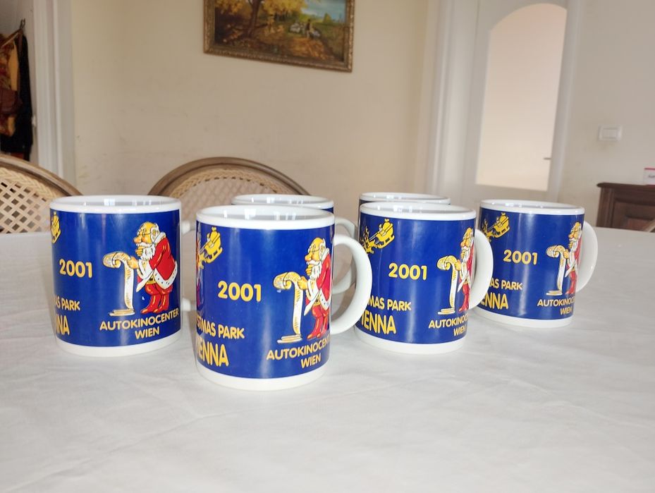 Vând set 6 căni noi, model craciunesc