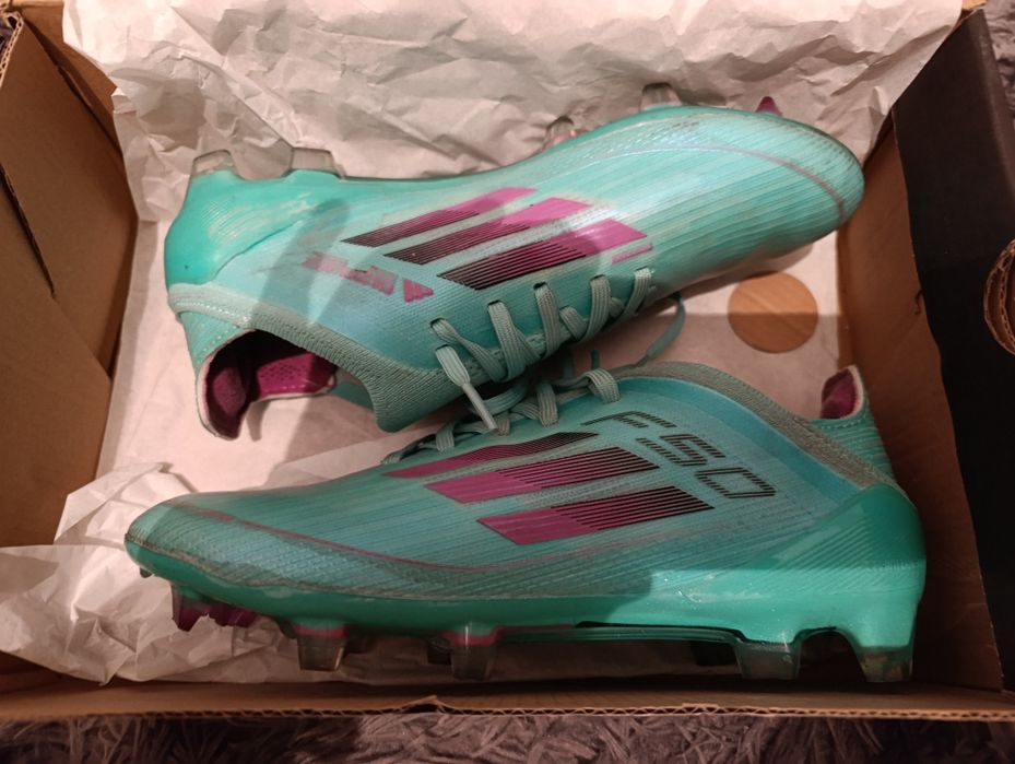 Бутсы Адидас ф50