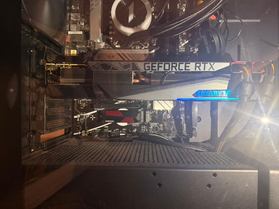PC Gaming High-End; i9 14900KF  ; ASUS Nzxt