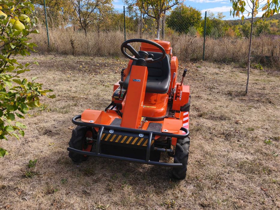 Tractoras AS-Maher de tuns iarba gazon pentru vegetație înaltă tocător