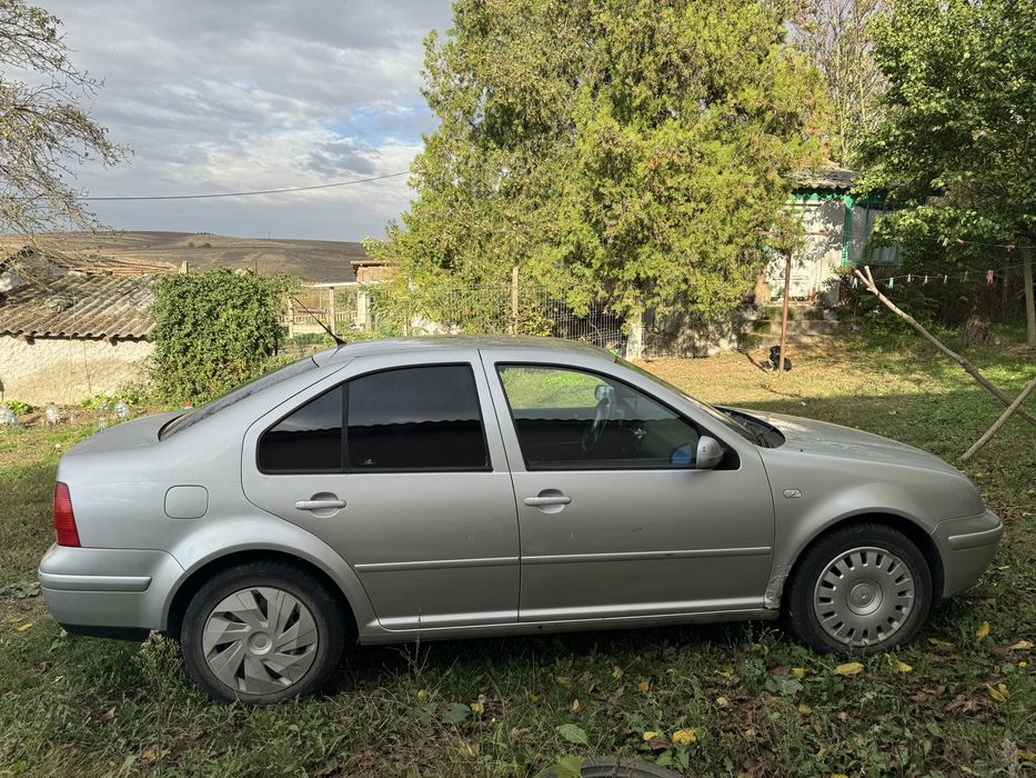 VOLKSWAGEN Bora 2002 — imagine 5