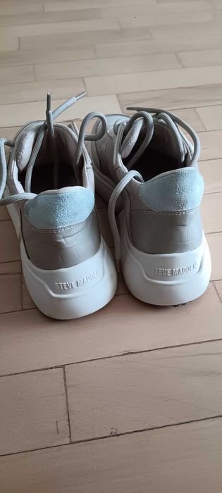 Сникърси Steve Madden
