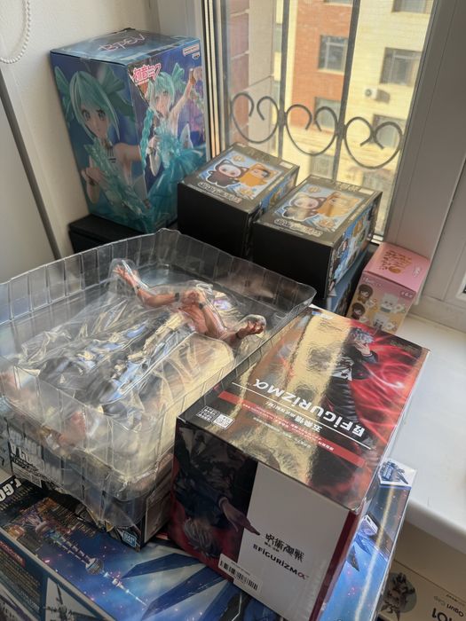 Продаю аниме фигурки