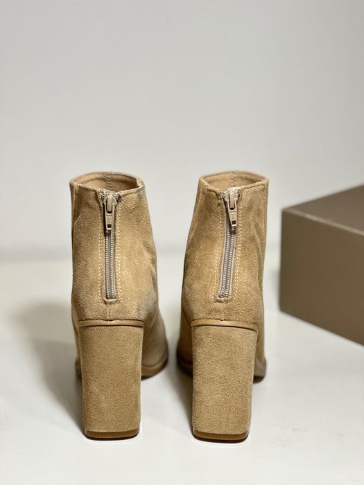 BATA botine beige, cu toc