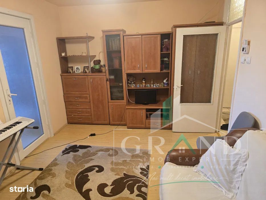 1 Camera | Decomandat | Balcon | Etaj 1 | Manastur – Cinema Dacia