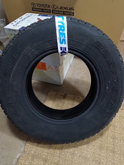 Автошины новые 225/75  R16