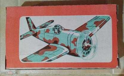 Сборные модели самолётов в масштабе 1/72 производства СССР.