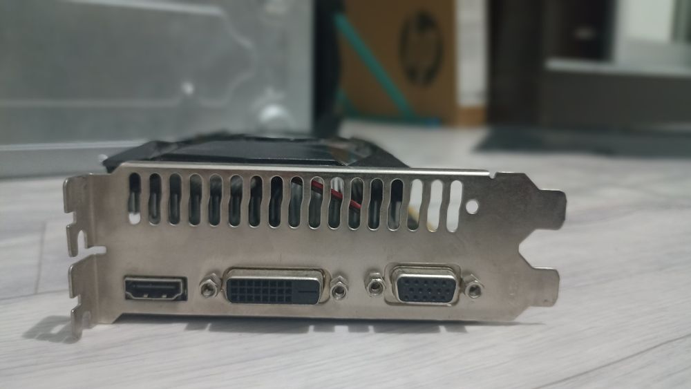 NVIDIA GeForce GTX 750 2GB (GDDR5)