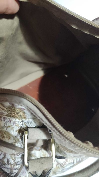 Дамска чанта с флорален дизайн