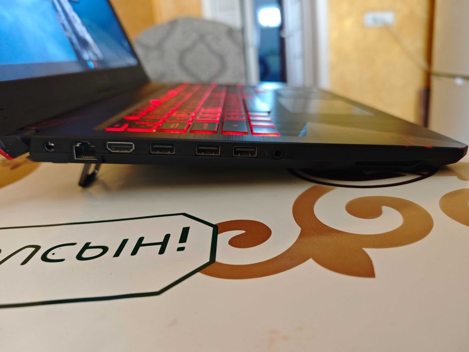 Ноутбук TUF Gaming FX504