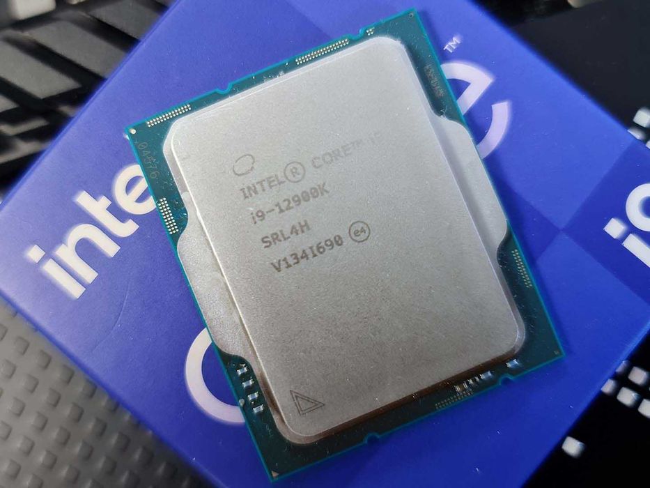 Intel Core i9-12900K — 16 ядер / 24 потока до 5.2GHz (Б/У)