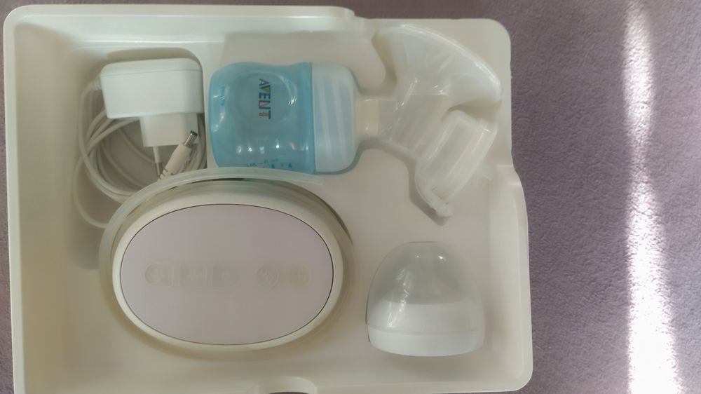 Електрическа , преносима помпа за кърма Авент Avent